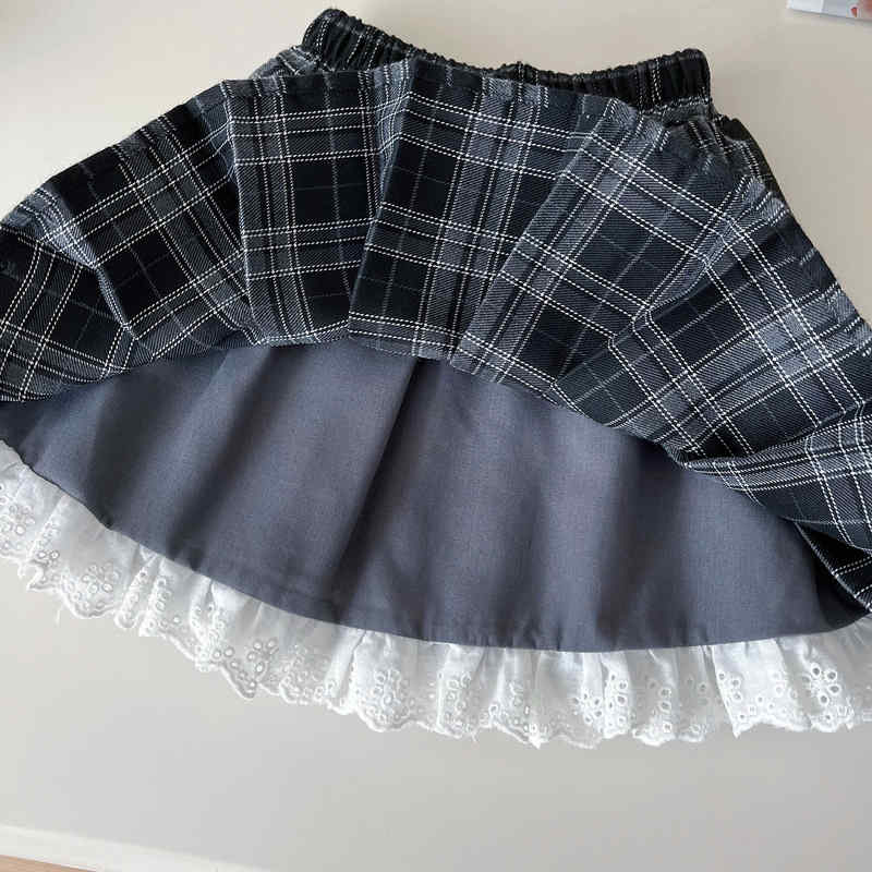 Girls Plaid Pleated Skirt