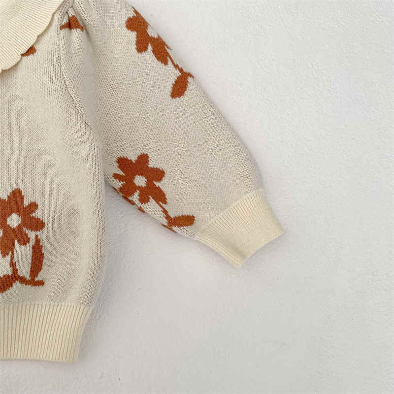 Floral Jacquard Lapel Knitted Sweater