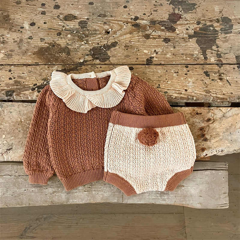 Baby Hollow Lotus Leaf Collar Knitted Shorts Two-piece Set