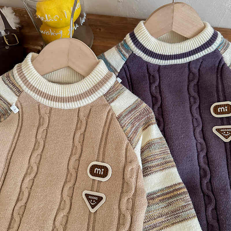 Children's Knitted Sweater with Gradient Sleeves