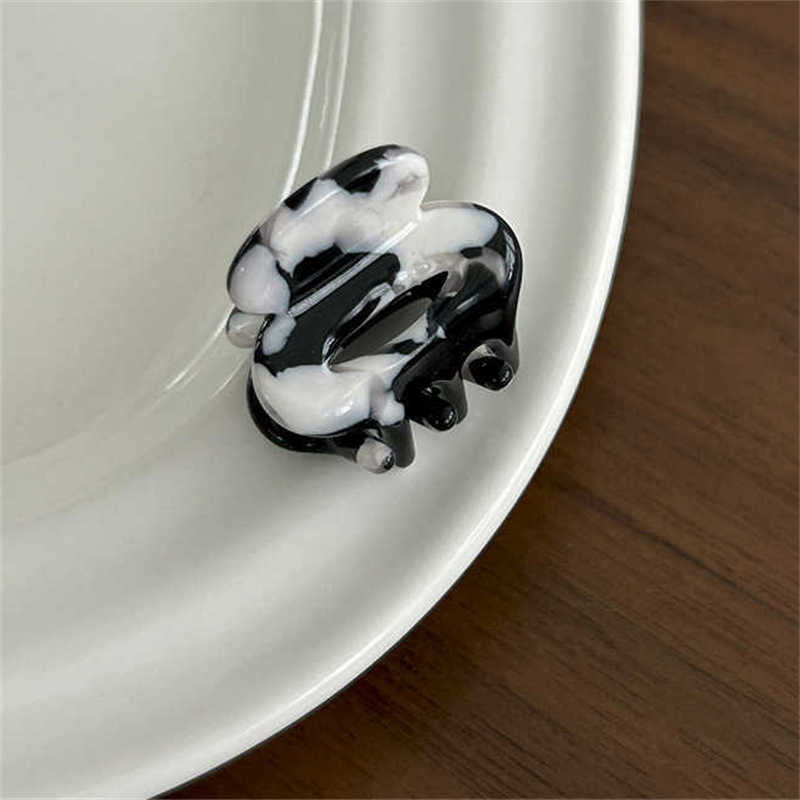 Fashion Hair Claw Clip for Women