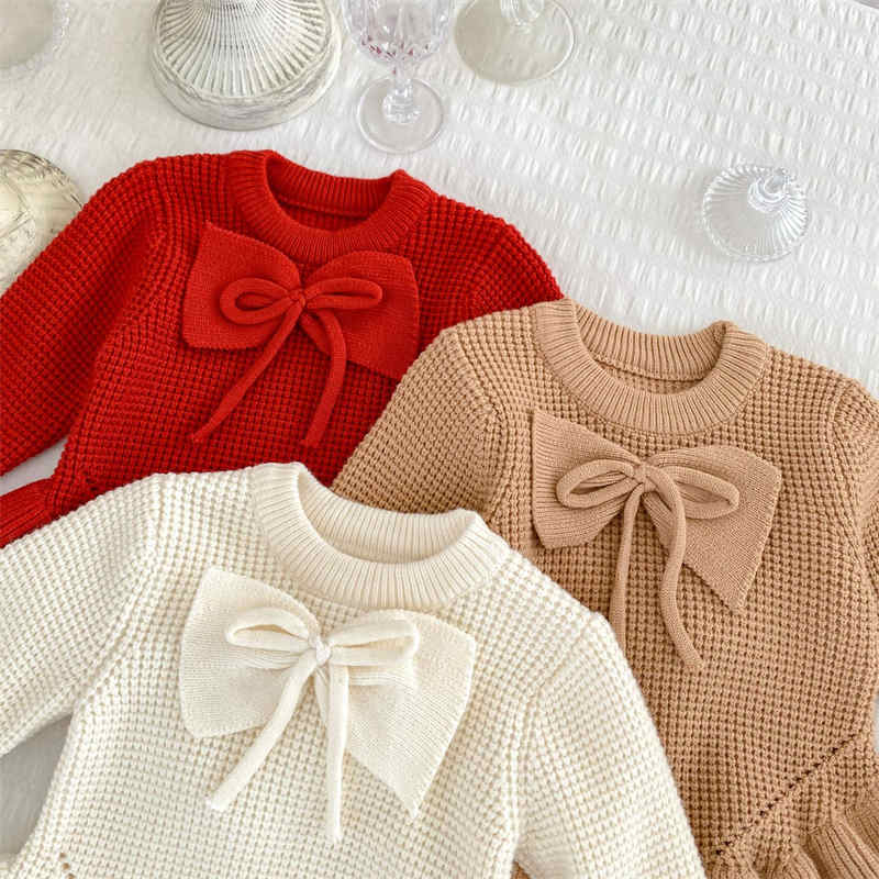 Round Neck Bow Knitted Sweater