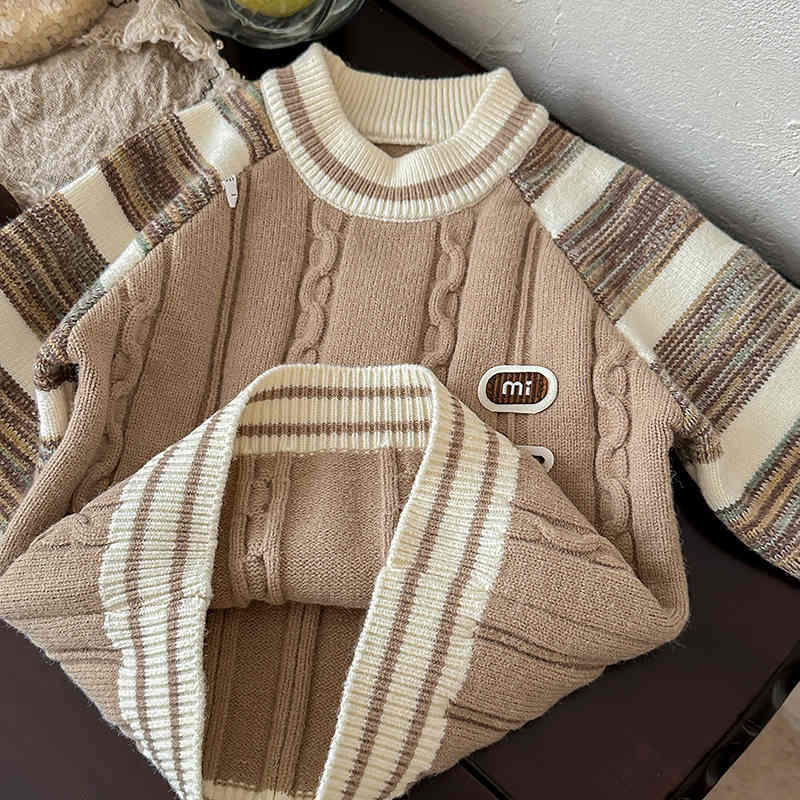 Children's Knitted Sweater with Gradient Sleeves