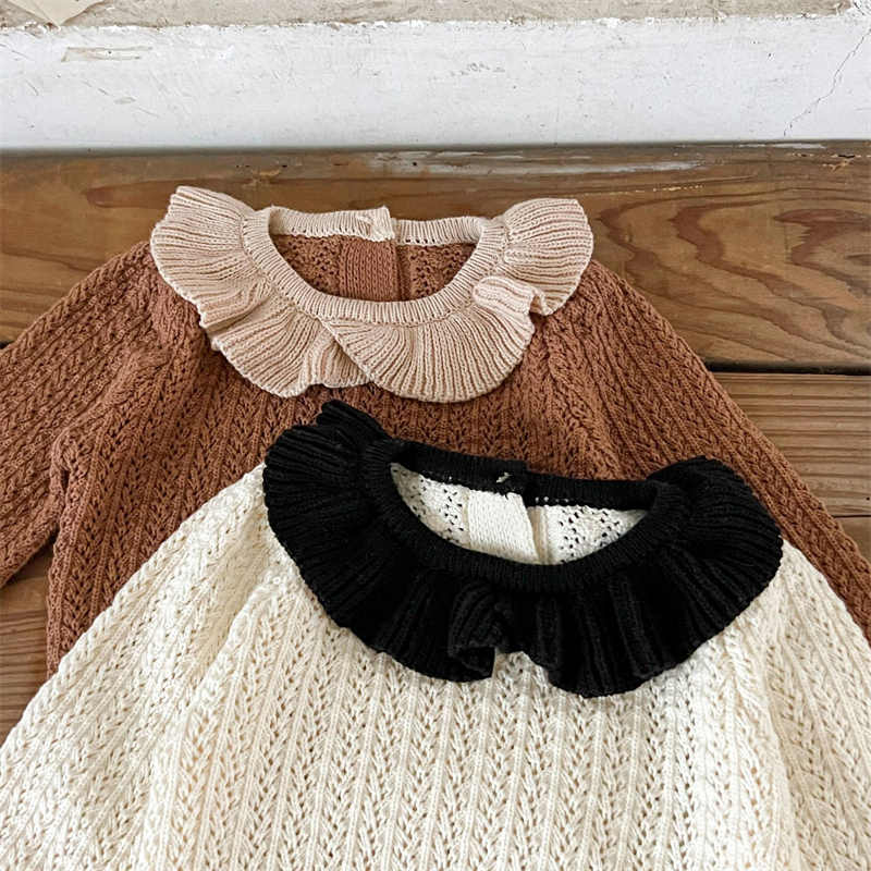 Baby Hollow Lotus Leaf Collar Knitted Shorts Two-piece Set