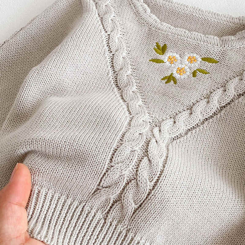 Girls' Versatile Embroidered Knitted Top